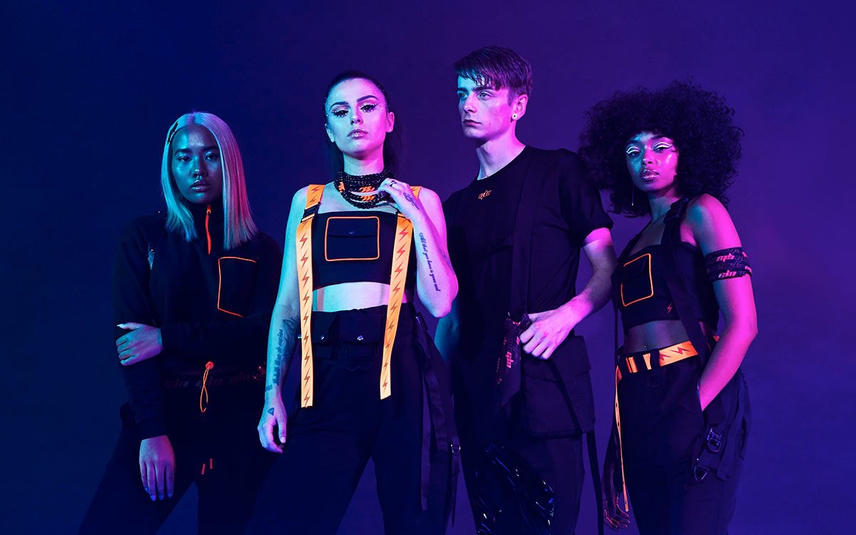 cherlloydchart's tweet photo. The ‘Glo’ launch video has reached 100k views on youtube! Congratulations to @CherLloyd and the @GLOofficial team!📢⚡️

Watch Here: https://t.co/lrV4aqgSvB https://t.co/oEf6tjtJFR