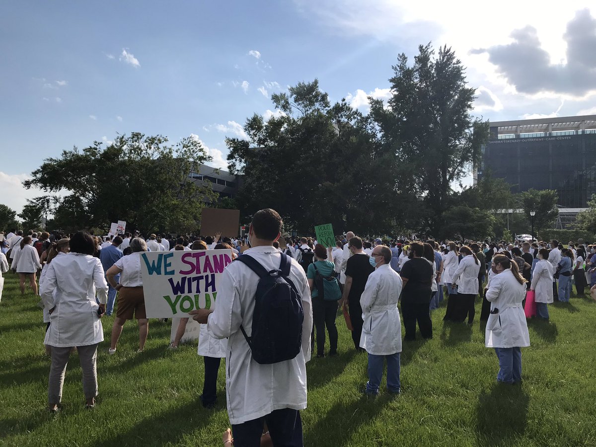 Proud to be a part of the 100s, if not over 1000 of us who marched for #WhiteCoatsForBlackLives #blacklivesmatter <a href="/IUMedPeds/">Indiana University Med-Peds</a>