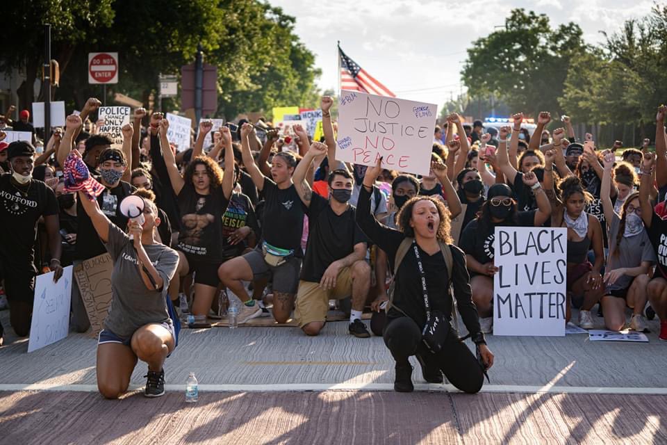 jubileevalley's tweet photo. My favorite photos from the #LewisvilleProtest https://t.co/0DXvKxdIUu