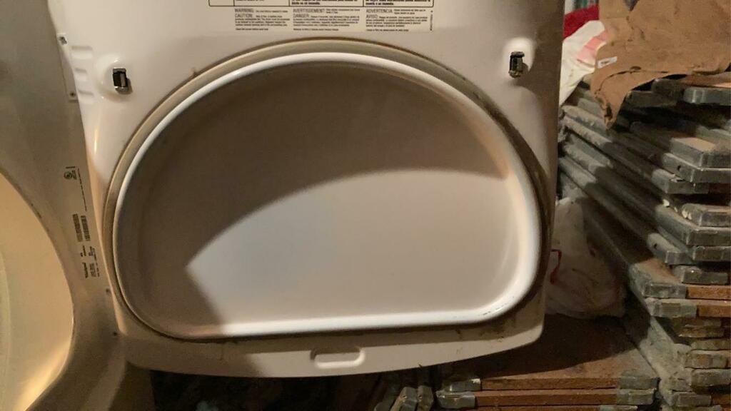 JoaoCP2's tweet photo. D: (via /r/Pareidolia https://t.co/yvOqQWcMJw) https://t.co/ECtLEVQxH7