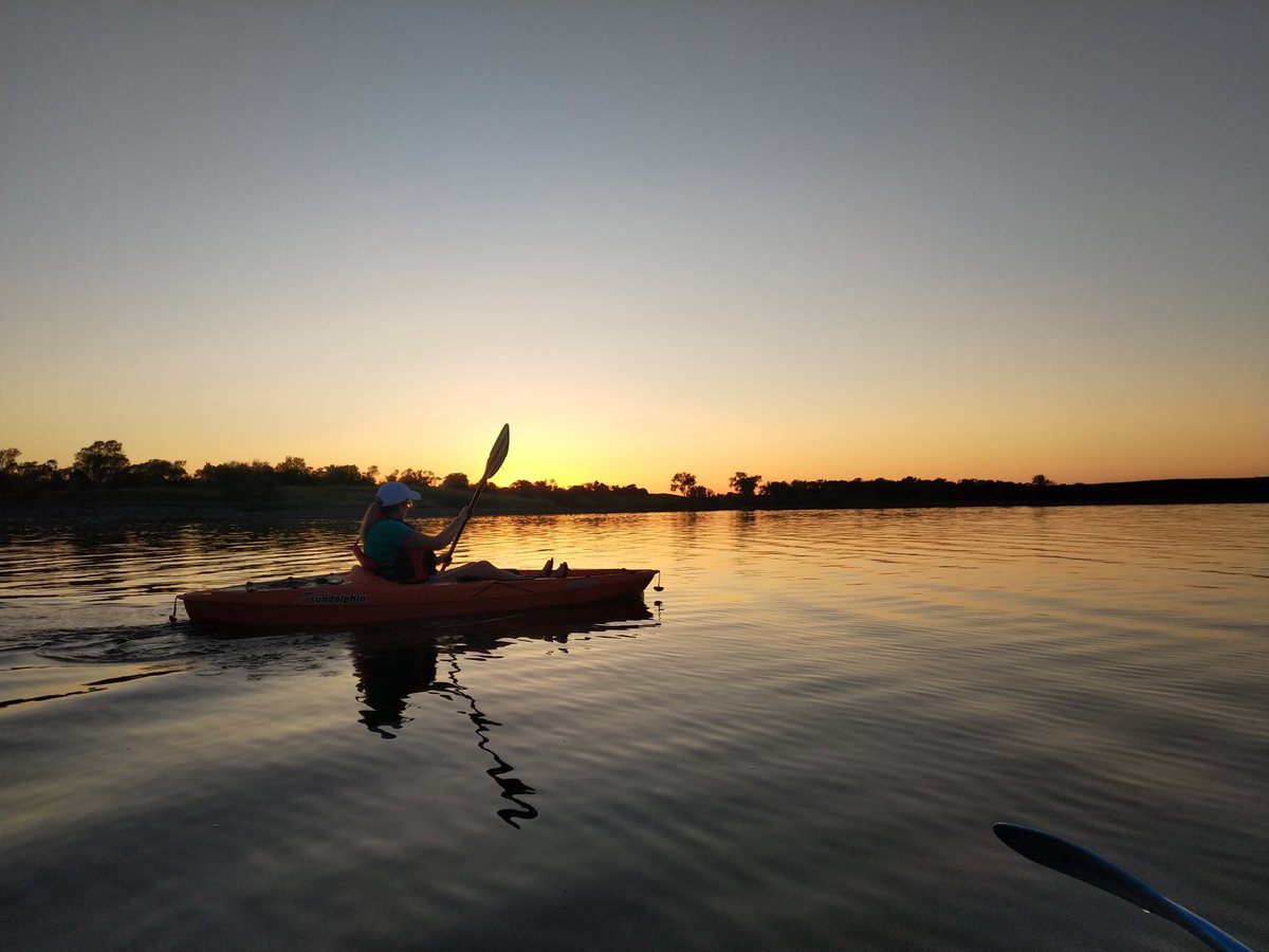 EricStroeder's tweet image. Another sunset on Oahe