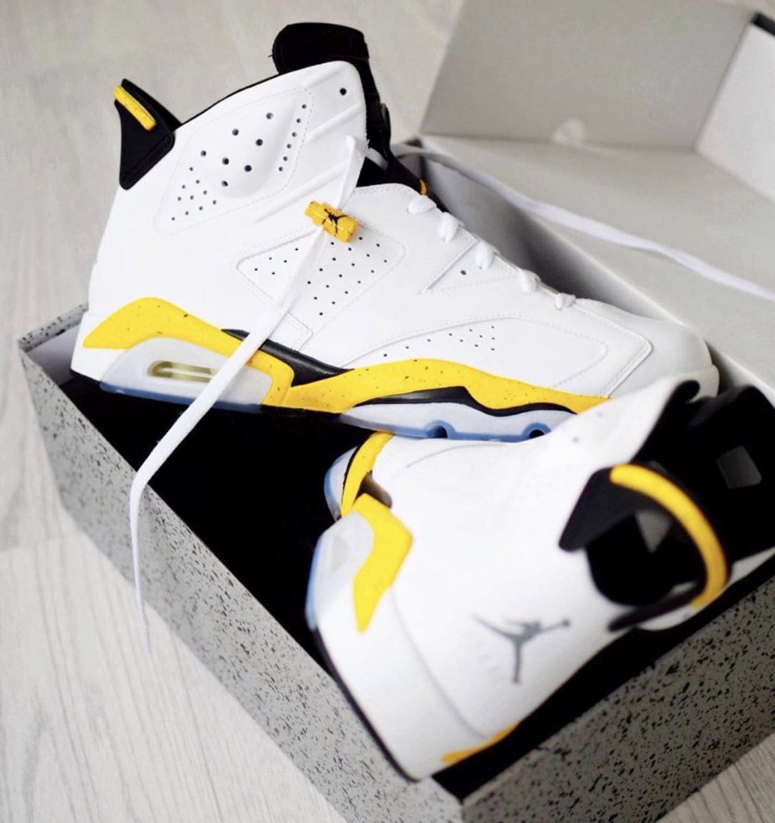 Jordan 6 tour yellow Outlet