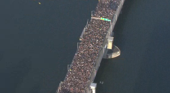 KGWNews's tweet photo. Here’s an overhead look of the massive peaceful march across the Morrison Bridge in Portland

Watch live: https://t.co/Fcmr1QlST4 https://t.co/LNnYxtOiq2