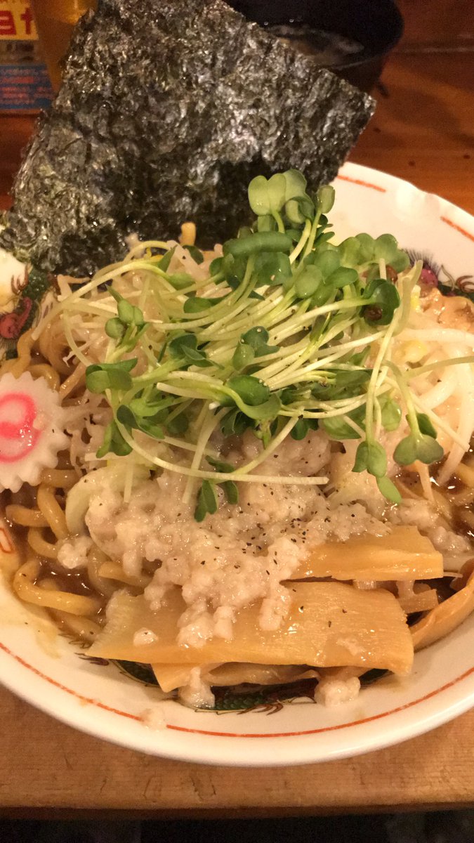 【一日一票】
お昼ですね！

お腹が減ると学生時代によく食べてた、武蔵野アブラ学会の油そばを思い出します…
長野店つくってくれ…

ということで、本日もご飯の前に投票お願いいたします！笑

audition-vote.supersonic2020.com

#出れんのスパソニ 
#油そば