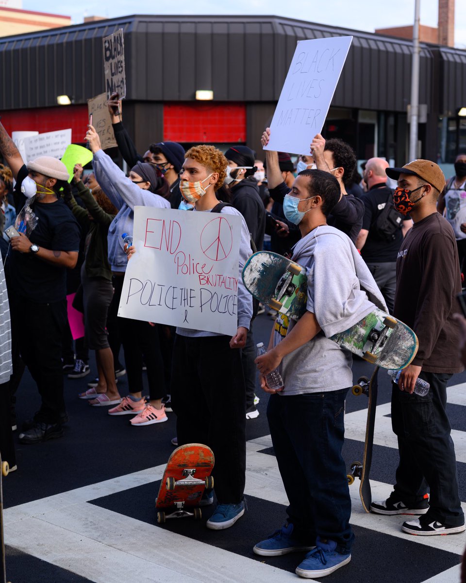 Anthony_Feola's tweet photo. Your friendly neighborhood skaters from Paterson, who have and always will support the community and it’s people 🖤 #blacklivesmatter #PatersonProtest #SkateIntoLove https://t.co/NykKtXwv4J