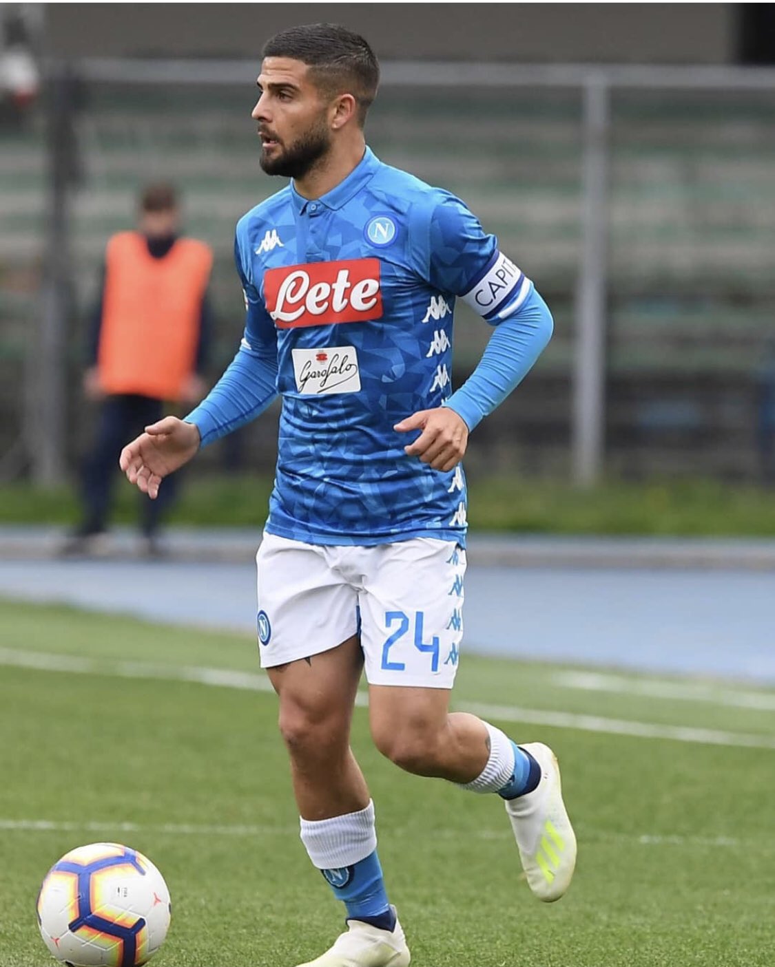 Auguri! Happy birthday Lorenzo Insigne    