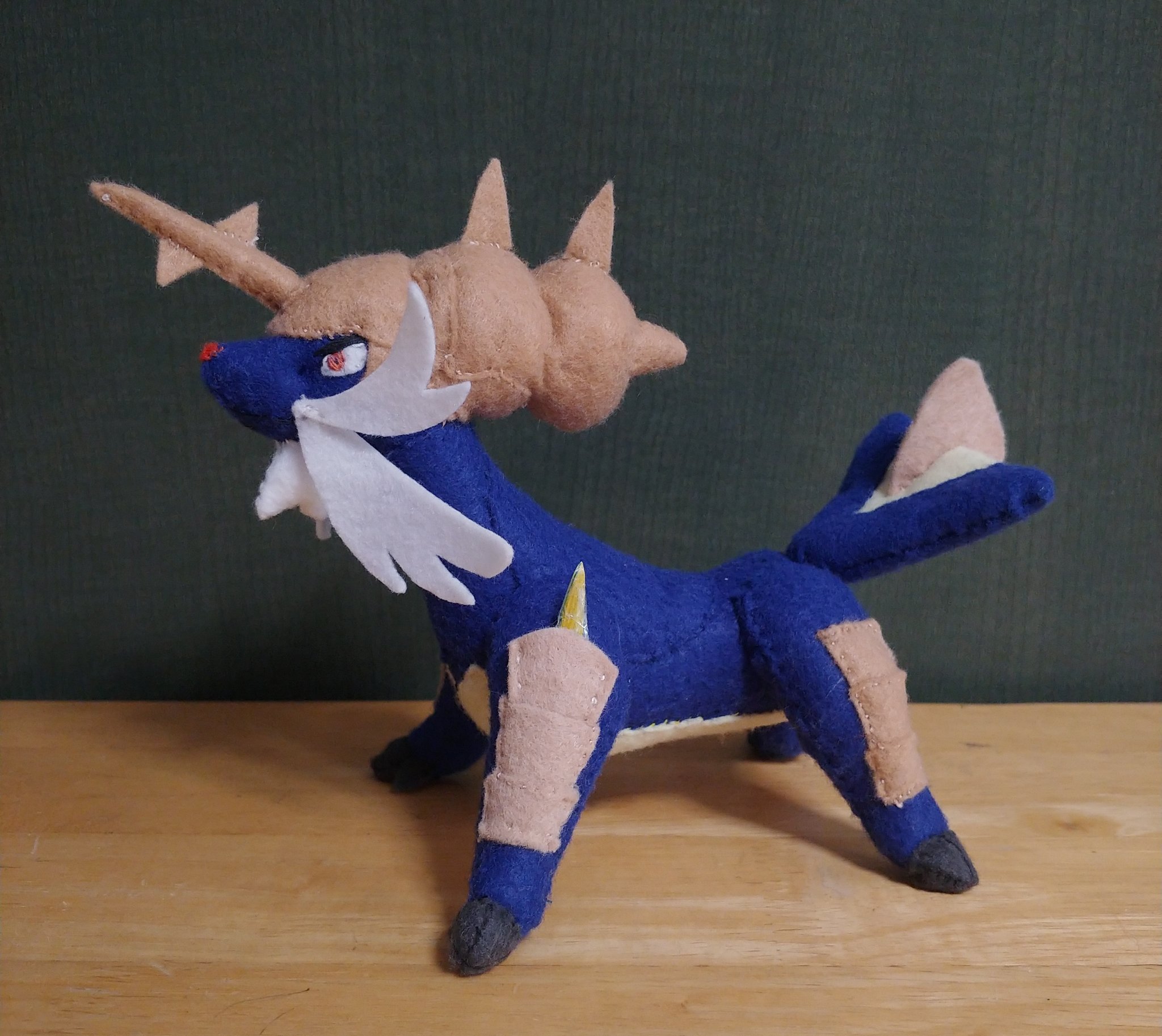 ゆじゅ ダイケンキ 色違い 完成 刀も持てるように作りました ポケモン ハンドメイド ダイケンキ ゆじゅ ダイケンキ 色違い 完成 刀も持てるように作りました ポケモン ハンドメイド ダイケンキ