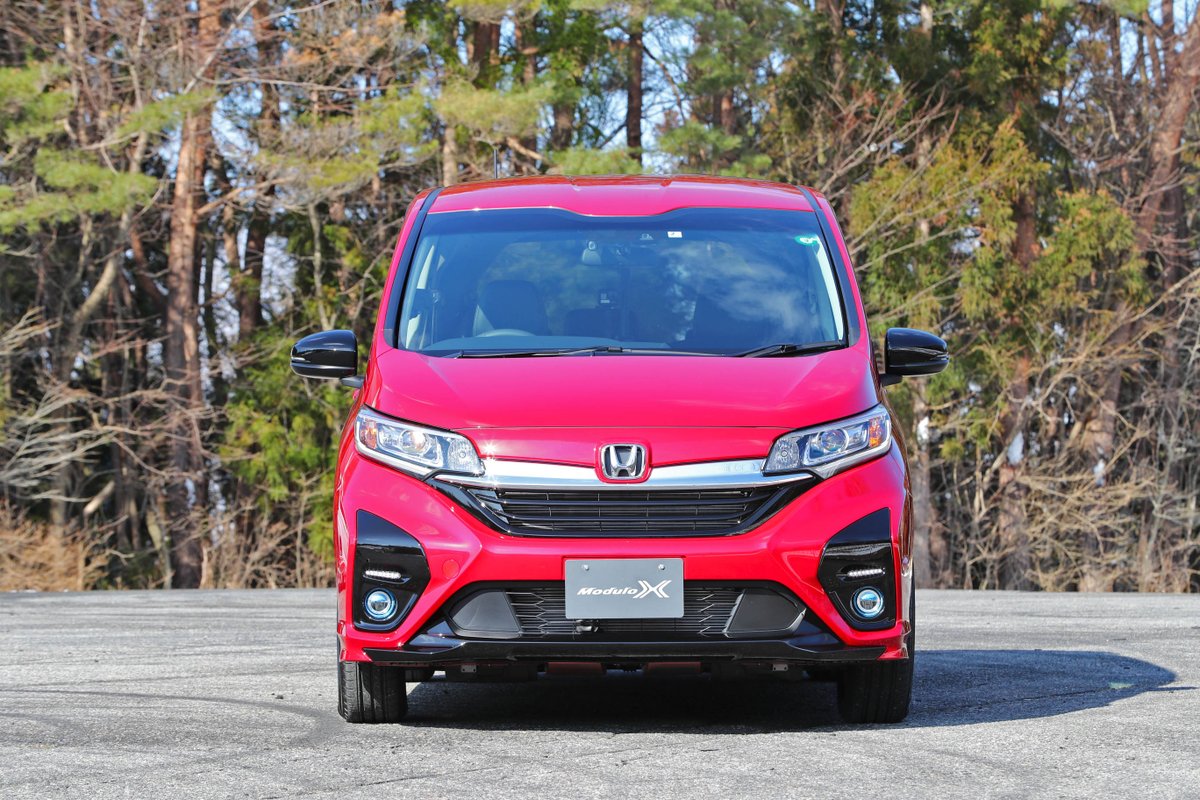 株 ホンダアクセス 新たに発売した Freed Modulo X 今日はそのプレミアムクリスタルレッド メタリックの写真を紹介するタム もう少ししたら Modulo Xの性能が知れる動画も公開するので楽しみに待っててタム T Co Odzchajptk フリード