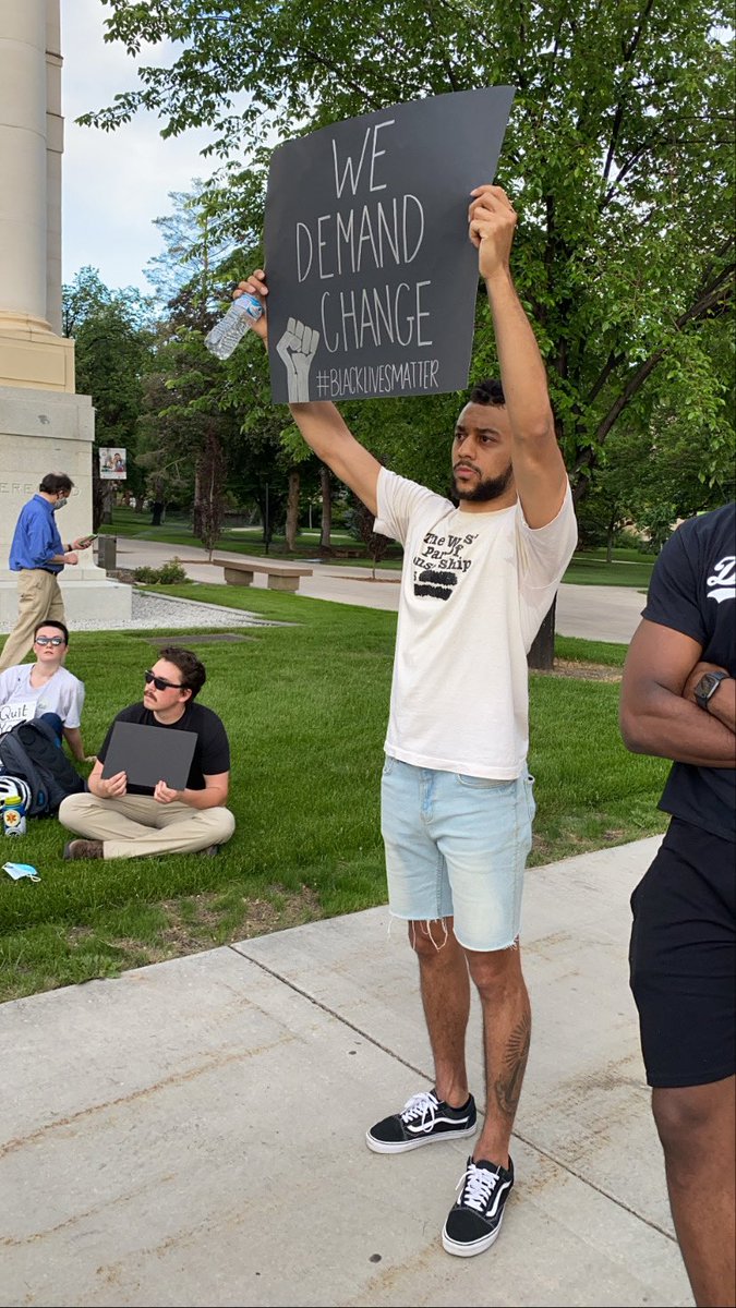 ChrisBHaynes's tweet photo. Utah Jazz guard Nigel Williams-Goss (@NigelWG5) on the grounds this evening in Salt Lake City. After this term, he has one class left at Gonzaga to earn his master’s degree in Organizational Leadership. https://t.co/LUY9KyCrbA