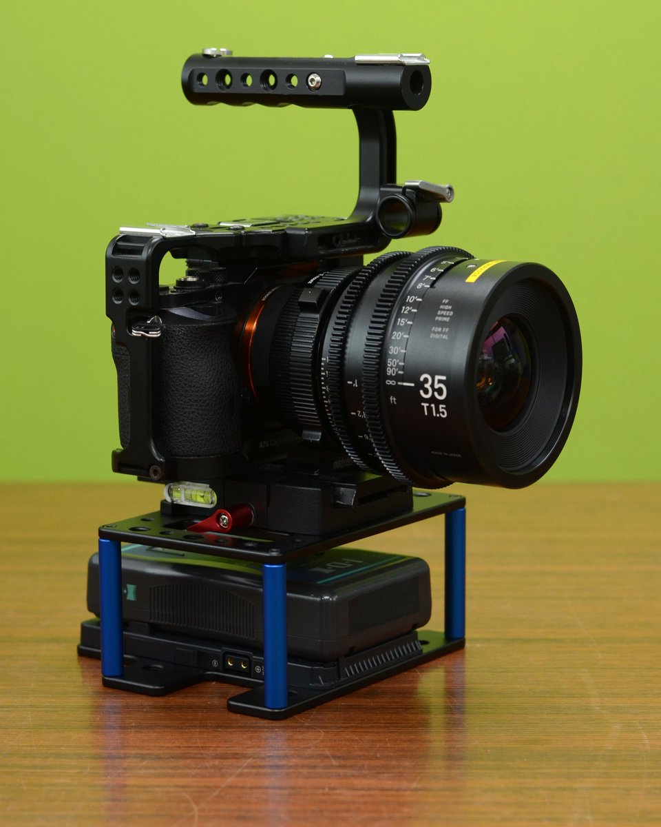 TechnicalFarm (@technicalfarm) on Twitter photo アンダーバッテリーアダプター
Sony α7 & SIGMA FF high speed prime & TechnicalFarm Under Battery Adaptor
#カメラリグ  #一眼ムービー #座布団バッテリー #映画撮影 #撮影機材 #撮影部 #Vmountbattery #Dtap #camerabattery #camerarig #DSLRmovie
#filmmaker  #filmmaking  #cinematography アンダーバッテリーアダプター
Sony α7 & SIGMA FF high speed prime & TechnicalFarm Under Battery Adaptor
#カメラリグ  #一眼ムービー #座布団バッテリー #映画撮影 #撮影機材 #撮影部 #Vmountbattery #Dtap #camerabattery #camerarig #DSLRmovie
#filmmaker  #filmmaking  #cinematography