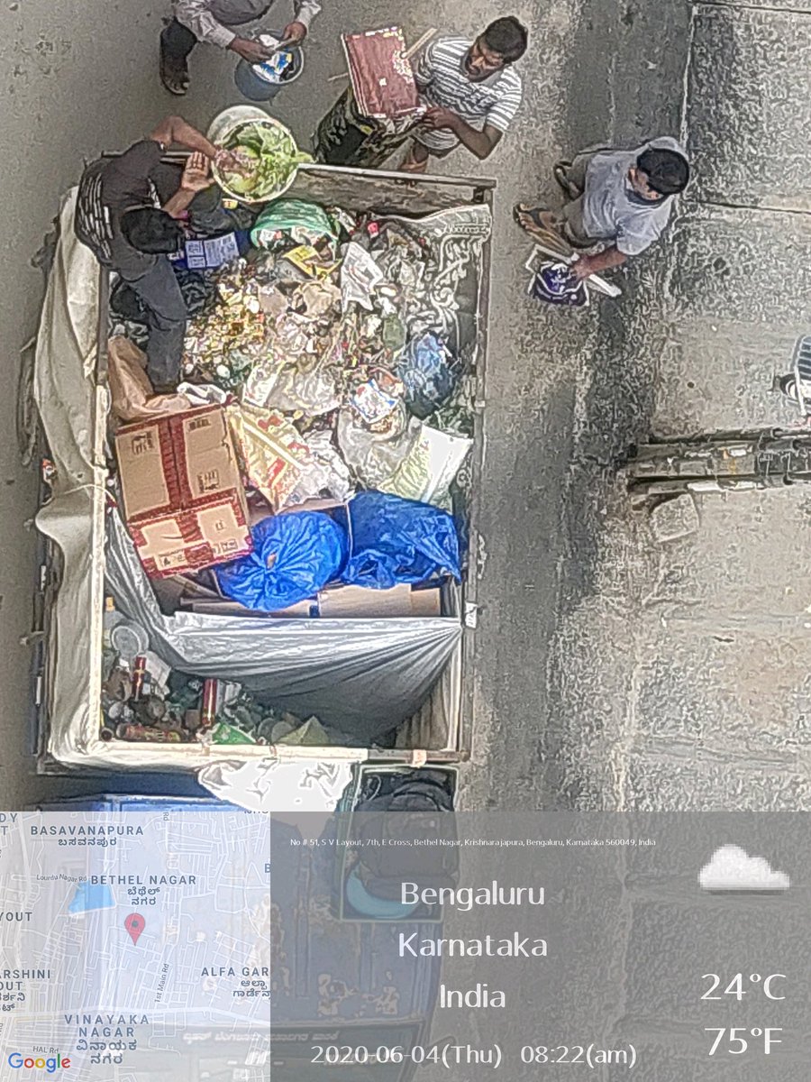 a_aj_17's tweet photo. @BBMPSWMSplComm @BBMPSWMJtComm @BBMPCOMM @BBMP_MAYOR Sir ,
there is no segregation going on ward no 53 Basavanapura , either BBMP officials are there ? Even citizen don't no what's the profits if segregation takes . vehicle no KA40 2891 TATA ACE.
Please I'm looking for your reaction.
#Nonsegregation https://t.co/ZDXTG2WpBU