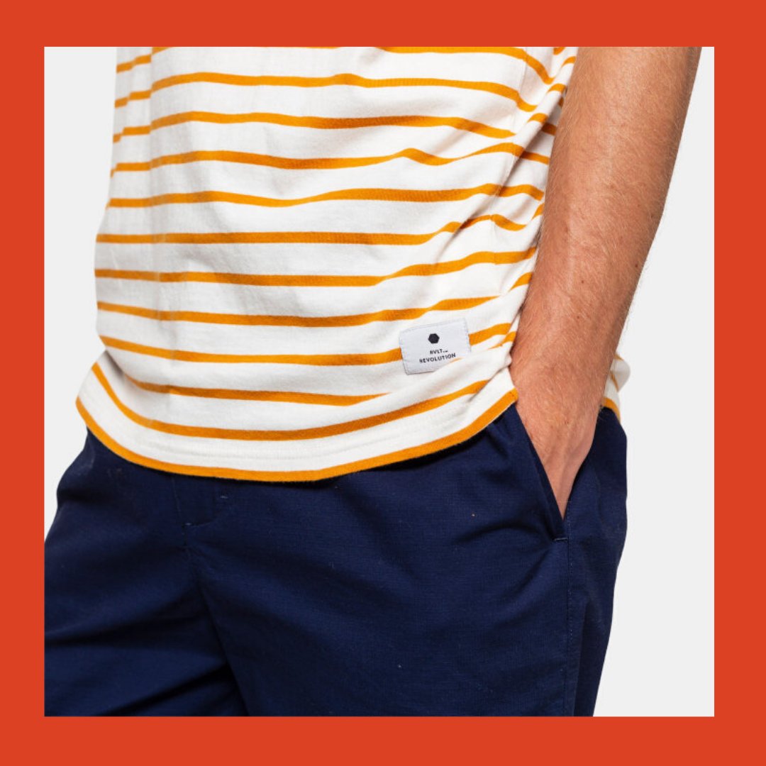 ¿Qué haríamos sin las camisetas de rayas? Un básico que queda bien con todo. Nuestras favoritas para chico, las camisetas de RVLT -> bit.ly/2U4q53O

#CamisetaRayas
#RVLT
#BilbaoShopping
#apoyaalpequeñocomercio 
#apoyalolocal
#HemenGoShopping