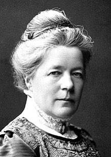 3. Selma LagerlöfIn 1909 she was the first female to be awarded the Nobel Prize in Literature. One of her most famous works (Du lär mig att bli fri) is a collection of letters she wrote to her Jewish lover and fellow writer Sophie Elkan. The two were together from 1894 to 1921!