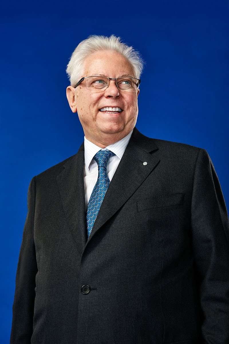 ChinoNinja's tweet photo. Ay, #dyckman do you know this man ? This is Stefano Pessina. Chairman  of Walgreens Boot Alliance. The company that owns the Duane Reade you chased them lil boys away from becuz they were allegedly about to loot it. Tell us how his dick taste your mouth now. https://t.co/5w5R0e46RH