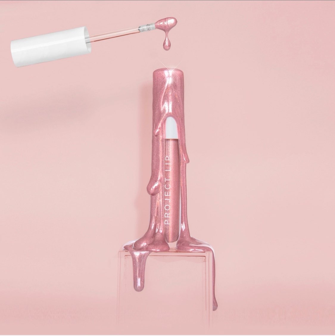 ProjectLip's tweet image. Just DROPPED ✨ New XL Plumping lip glosses in 2 gorgeous shimmery new shades 💋 

#projectlip #newlaunch #gloss #plumping vegan #crueltyfree