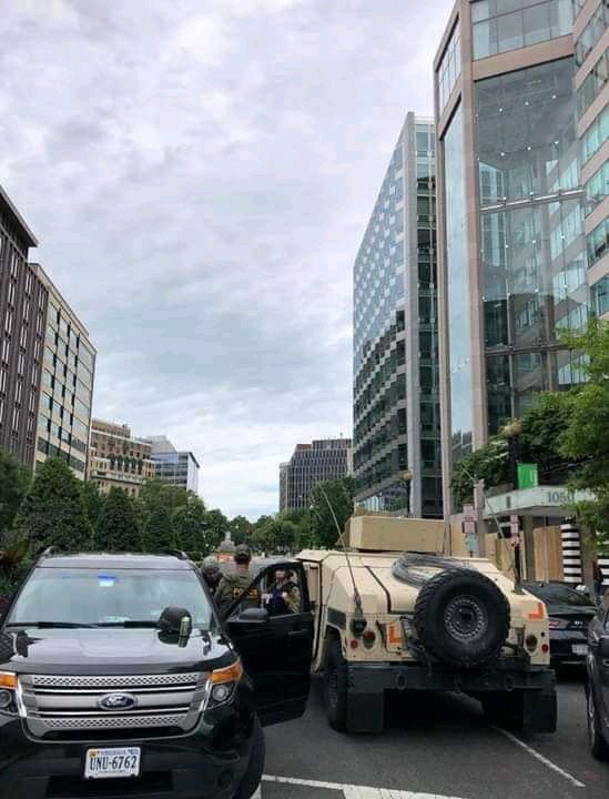 Abdirahmahman's tweet photo. Xaalka Washington 

The situation #WashingtonDC https://t.co/921M5OQLAf