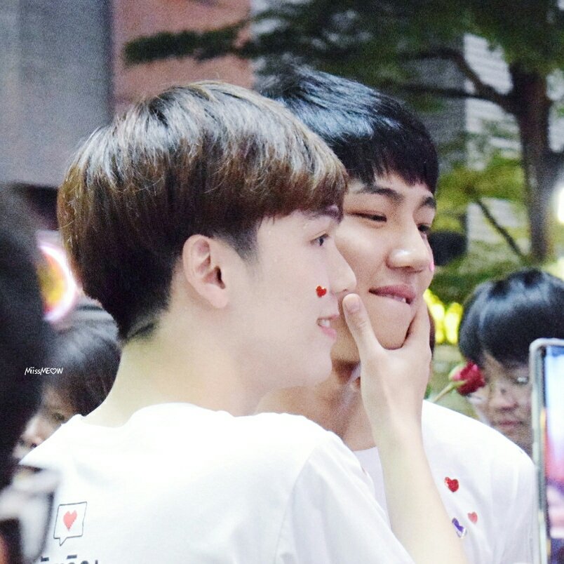 XNnicha's tweet image. ลัล ลั้ล ลา Happy มากค่ะตอนนี้ 😆#BringVTIMEBack