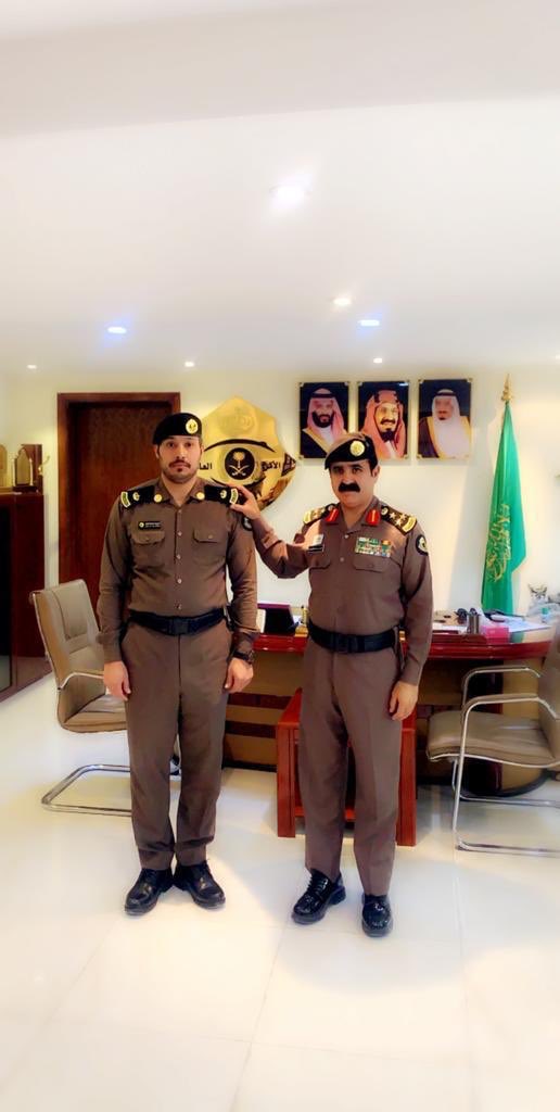 al3ony6's tweet photo. نبارك للاخ علي سعدون العوني الترقيه الى رتبة رائد جعلها الله عونا له على خدمة دينه ومليكة ووطنه .. https://t.co/Gs7WsSQTlq
