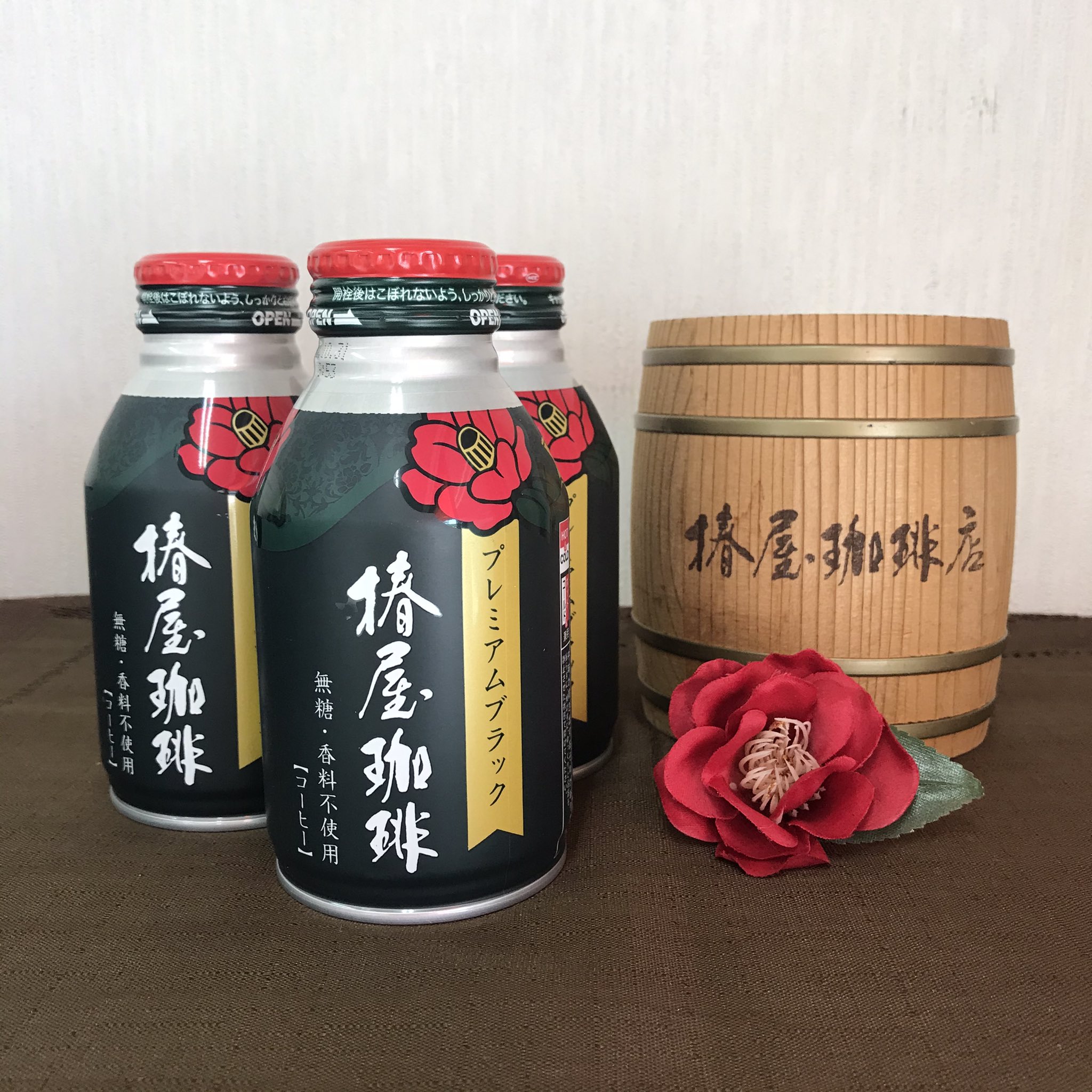 椿屋珈琲オンラインショップ 椿屋珈琲のボトル缶コーヒー 超レア商品で現在コンビニで買えるのは ファミリーマート有楽町駅前店と日比谷シャンテ前店のみなんです オンラインショップでは送料無料で24本入りケースでお届けします T Co