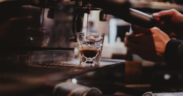 GroomingMail's tweet photo. Coffee is life, right?! Discover the best bean-to-cup coffee machines to help you make the perfect cup of coffee at home: https://t.co/dJEG0kOizv #coffee #review @AmazonUK https://t.co/r0qQFPpy0s