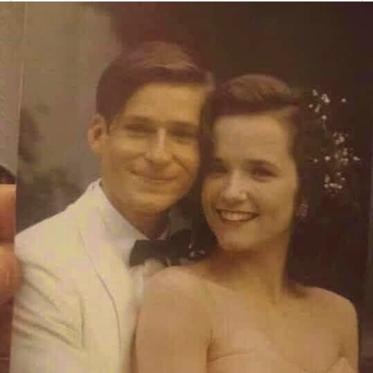 please help I found this photo outside Asda’s today. It says mum and dad 1955 on the back..... please help me try to get it back to the owner! Too much of a beautiful photo for someone to loose 💕