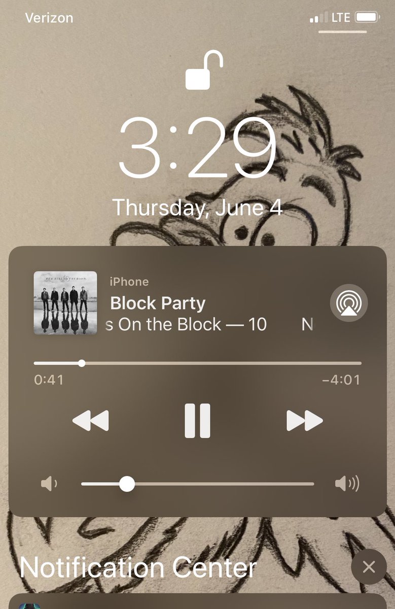 atroyer8401's tweet photo. Nothing like a little #BlockParty to get the work day started! 🥳 @DonnieWahlberg @dannywood @joeymcintyre @jordanknight @JonathanRKnight @NKOTB https://t.co/sS4EUwr2nV