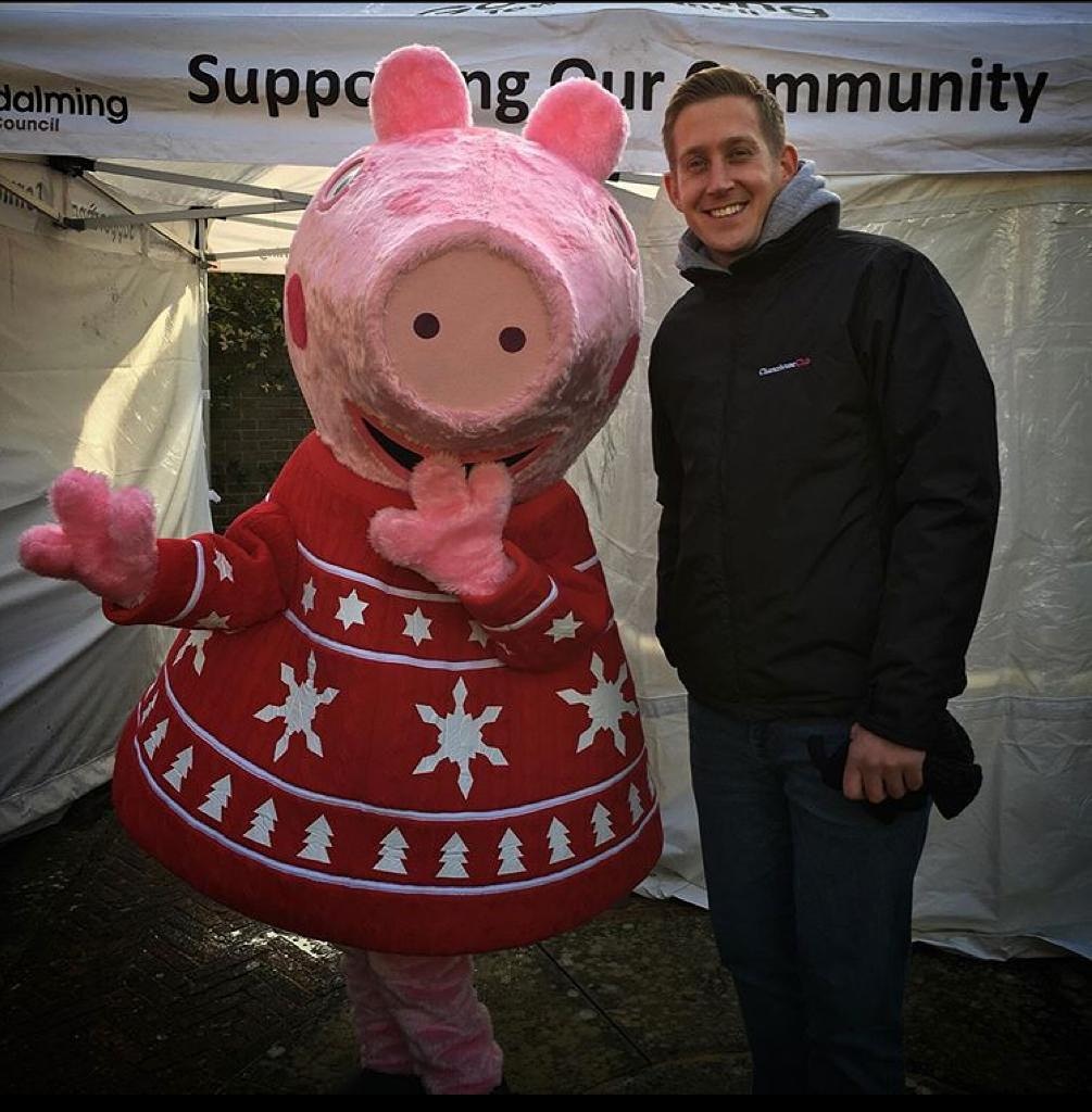Throw back Thursday to 30.11.19

When we sponsored the Godalming Christmas Festival &amp; lights Switch-On... 

And what a Fantasic Day &amp; Evening it was! Our Club Manager even got to meet Peppa Pig 💞

#bettertimes #community #spirit #sponsor #Christmas #peppapig #tbt