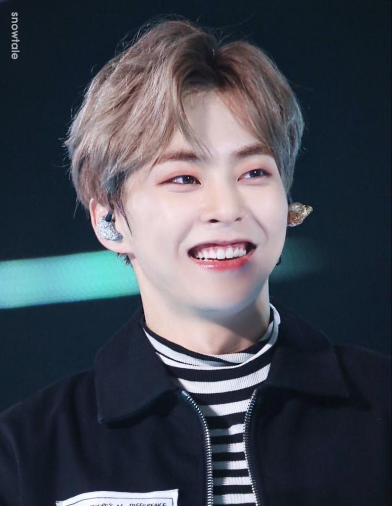 Zizi♡DONT_FIGHT_THE_FEELING♡ EXO on Twitter: "RT, QT OR REPLY Help us clean  the searches for Xiumin! XIUMIN BEST BOY XIUMIN EXO XIUMIN FAIRY XIUMIN  AMAZING XIUMIN ANGEL XIUMIN HANDSOME XIUMIN YOU XIUMIN EXO