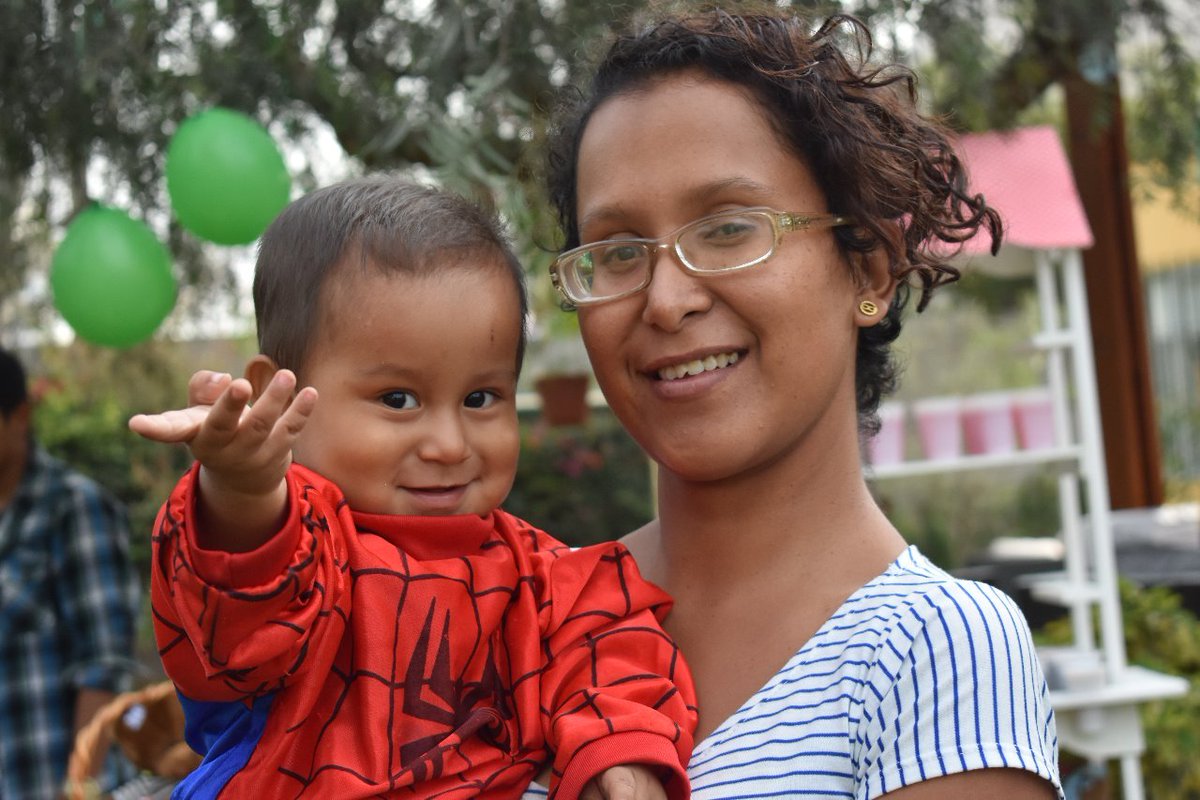 casaronaldperu's tweet photo. Somos un hogar temporal para familias que deben de viajar desde diferentes Regiones del país a la cuidad de Lima para que sus niños puedan recibir tratamiento médico por sus complejas enfermedades - Casa Ronald Perú❤️❤️

#rmhc #manteniendoalasfamiliasunidas https://t.co/gUQvvtPLsP