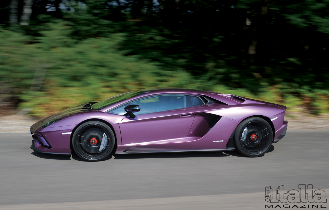 AutoItaliaMag's tweet image. Auto Italia July issue is on sale today. Grab a copy at WHSmiths, directly from us at auto-italia.co.uk or choose one of our digital options. magzter.com pocketmags.com or magsdirect.co.uk