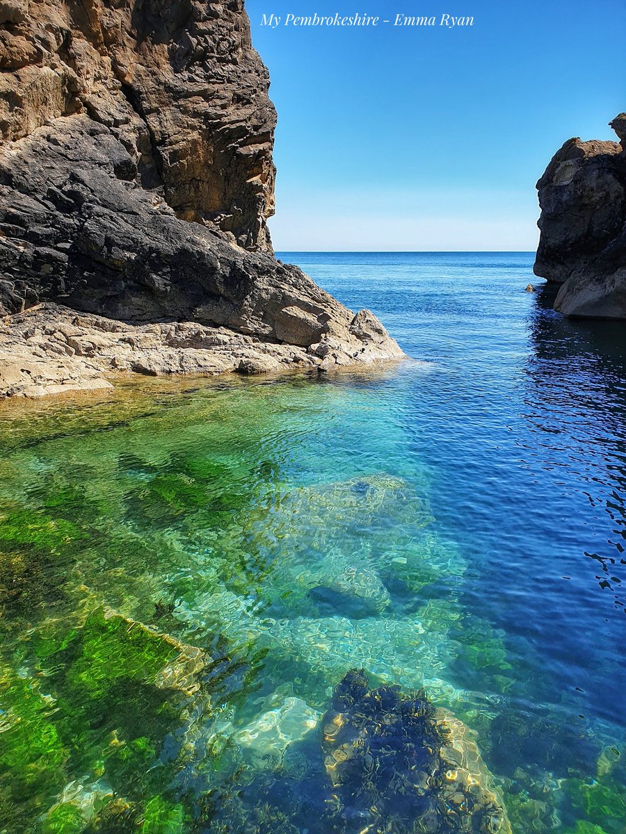 MyPembsEmmaRyan's tweet image. Dipping my feet into the Beautiful Pembrokeshire Sea! Local Broadhaven South two days ago 😍 @ruthwignall @VisitPembs @PembsCoast @visitwales #pembrokeshire #FindYourEpic
