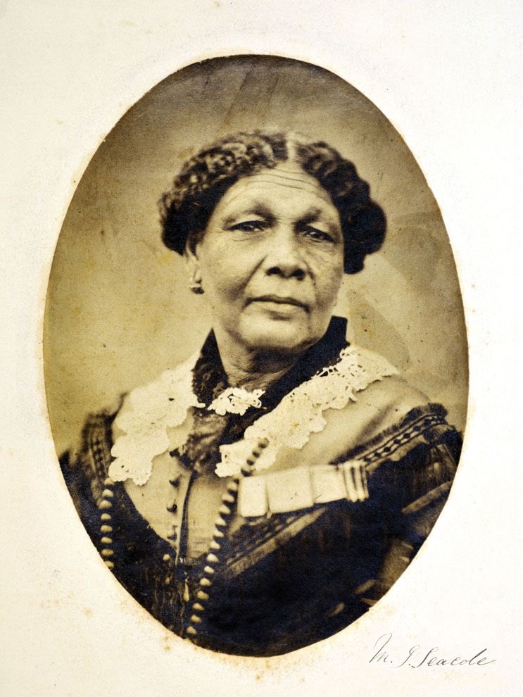 Mary Seacole (1805-81) was a pioneering Jamaican business woman & nurse, who set up the "British Hotel" during the Crimean War to care for soldiers. Florence Nightingale refused to let her join her nurses & believed Seacole’s hospital was little more than a brothelThread