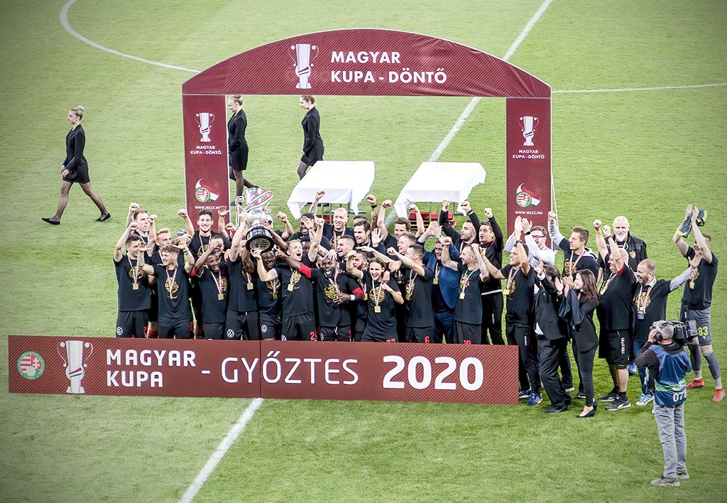 Ferencvarosi TC V Budapest Honved - Hungarian Football Cup 2-1 Editorial  Image - Image of sportsman, kupa: 85988835