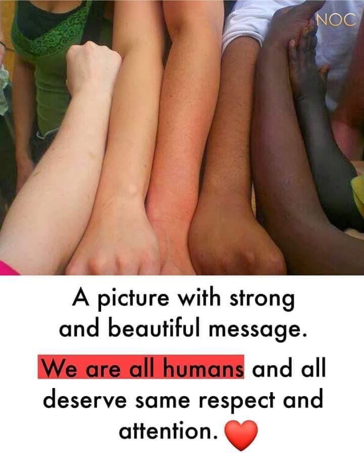 صورة ابلغ من اى كلا .. كلنا بنى آدميين متساويين قدام ربنا