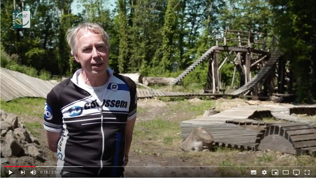 Het LEADER-project BikePark Salland-Twente in Holten is  klaar! Kijk hoe het geworden is in deze video: youtu.be/eA7OQfK8sBE 

Meer informatie over dit project? Kijk op bit.ly/3cAIaNk

#LEADERZuidwestTwente #LEADER #LeaderCLLD #netwerkplatteland