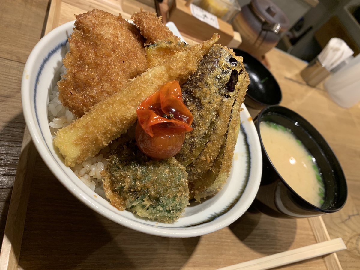 堀井茶渡 Ewc夜会秋 Dvd通販取扱い中 على تويتر ラーメンジャンキーの俺が通ってしまうレベルの美味さのカツ丼ヤバい 堀井茶渡 Ewc夜会秋 Dvd通販取扱い中 على تويتر ラーメンジャンキーの俺が通ってしまうレベルの美味さのカツ丼ヤバい