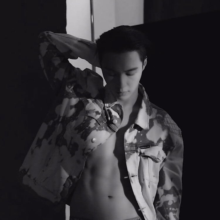 eithandr's tweet image. ㅤㅤㅤㅤ
         “𝗗𝗼 𝗮𝗹𝗹 𝘁𝗵𝗲 𝗴𝗼𝗼𝗱 𝘆𝗼𝘂 𝗰𝗮𝗻, 𝗳𝗼𝗿 𝗮𝗹𝗹 𝘁𝗵𝗲 𝗽𝗲𝗼𝗽𝗹𝗲 𝘆𝗼𝘂 𝗰𝗮𝗻, 𝗶𝗻 𝗮𝗹𝗹 𝘁𝗵𝗲 𝘄𝗮𝘆𝘀 𝘆𝗼𝘂 𝗰𝗮𝗻, 𝗮𝘀 𝗹𝗼𝗻𝗴 𝗮𝘀 𝘆𝗼𝘂 𝗰𝗮𝗻.”