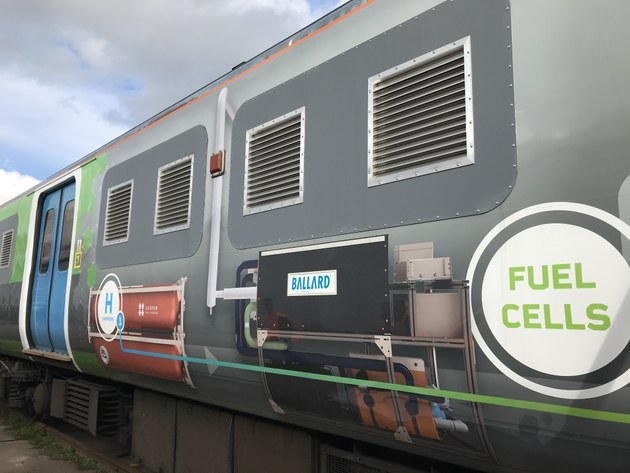 Productiv's tweet photo. Battery-powered traction technology could be the #green #power alternative for the future of railway travel, according to this article: https://t.co/tX5Qg77Gzh #Cleantech https://t.co/K3myetmp57