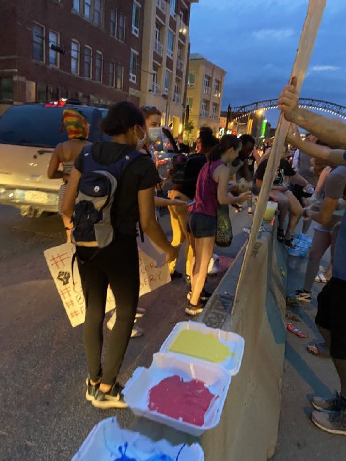 FoursOnHigh's tweet image. Really proud of these gals for taking the initiative to reach out to us and pretty up our gross plywood. They had a great idea to take paint and have protesters put their hand print on the panels. Very proud of their hard work and caring nature!! #highstreetishome