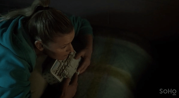 jas_kerry2's tweet photo. Wentworth: Kaz gets a visitor and gets bad news, Bea andAllie get closer, as Maxine becomes top dog in Bea’s absence... #wentworth #loveandhate #topdog #beasmith #maxineconway #kazproctor #prisoners #hblock https://t.co/w8juXY5IH5