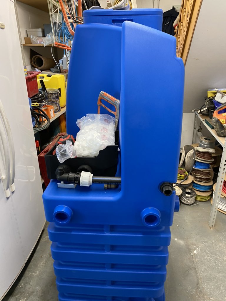 Steveshros's tweet photo. Very please with this Dab E.sybox ease of use, water pressure and flow rate this pump can produce. With a 480 litre break tank and a pump being able to produce constant flow from 3-bar. One very happy customer #dabpumps https://t.co/fxfZNXmsfB