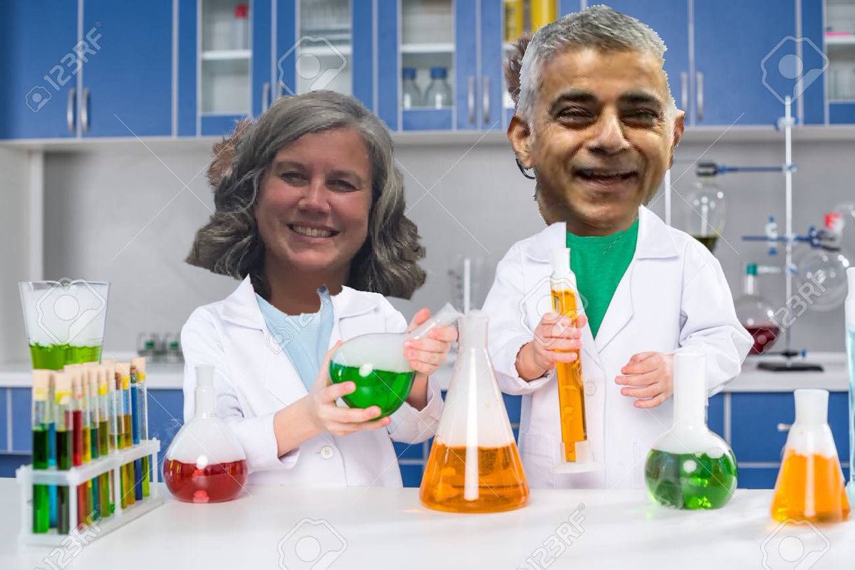 comcab33's tweet photo. So Scientist Khan has said there’s no evidence a built in screen in A London Taxi stops Covid, yet says nothing about  clingfilm wrapped around the inside of one of his beloved Mini-scabs, Didn’t he say Tubes &amp; Buses where safe ? #BeingLeadByFools https://t.co/3xXKYrS821