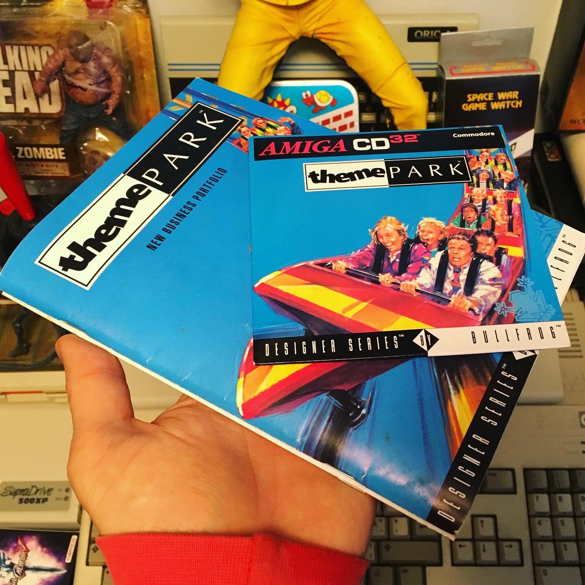 UnboxingHands's tweet photo. Theme Park - Bullfrog - Amiga CD32 Construction and Management Sim Game - 1994/95
💪🏻😀👍🏻
#retrogaming #retrogames #retrogamer #themepark #gamer #gaming #bullfrogproductions #commodoreamiga #popculture #amigagames #cd32 #youtuber #amigacd32 #amiga500 #videogames #simgame https://t.co/KFljcUpUGE