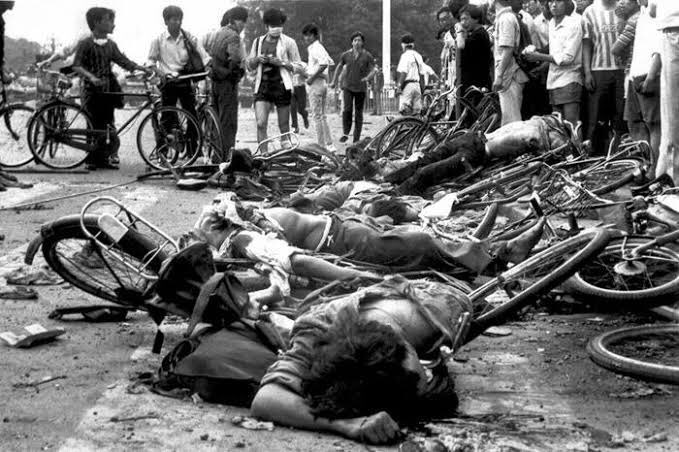 davidpoon13's tweet photo. @SenRickScott We all remember what China did to these people who fight for freedom and human rights.
#6431truth #Tiananmen https://t.co/WQgbthijbL