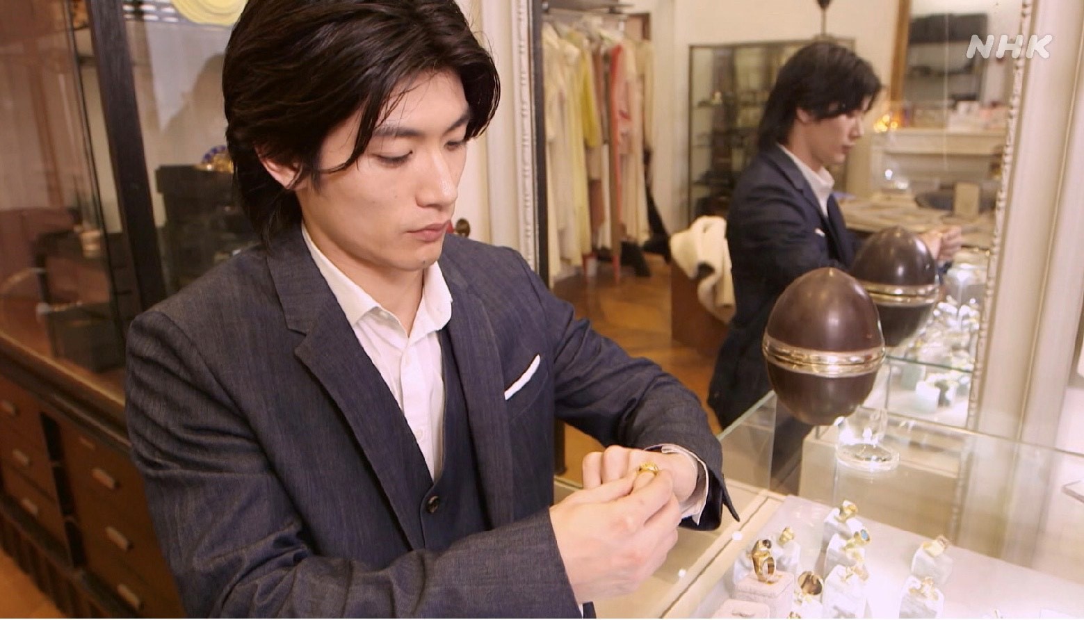 新品同様　DVD せかほし　三浦春馬　JUJU 2枚 Amazon.co.jp: 世界はほしいモノにあふれてる セレクション 2