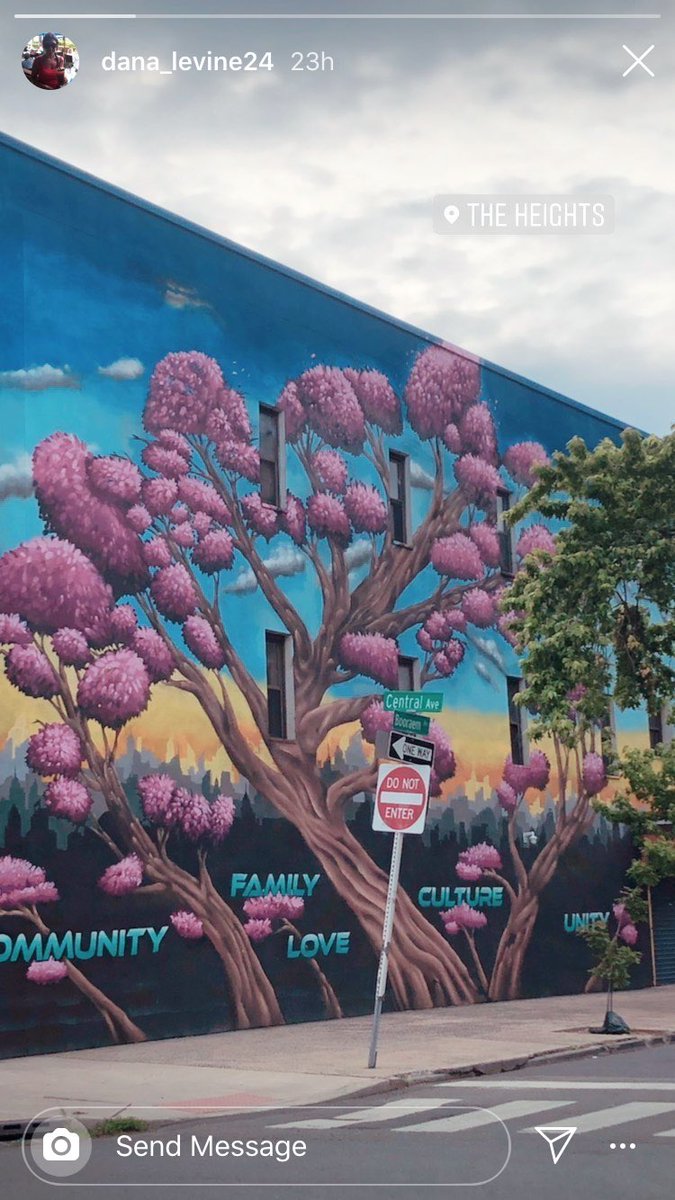 Layups4Life's tweet image. Family. Community. Love. Unity. These words have more meaning now during these difficult times. We must come together if we want to see change and make a difference. #BeTheChangeYouWantToSee #MakeADifference #ComeTogether