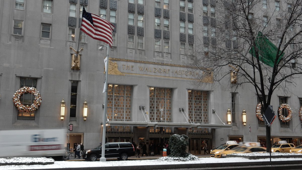 Uzivatel Mikoyan Na Twitteru 気晴らし映画ロケ地探訪記 第30回 星の王子ニューヨークへ行く 19 Ny 17年 劇中で国王が泊まった超高級ホテル ウォルドルフ アストリア 映画の体験をしたいがために奮発して宿泊 花びらは撒かなかったw