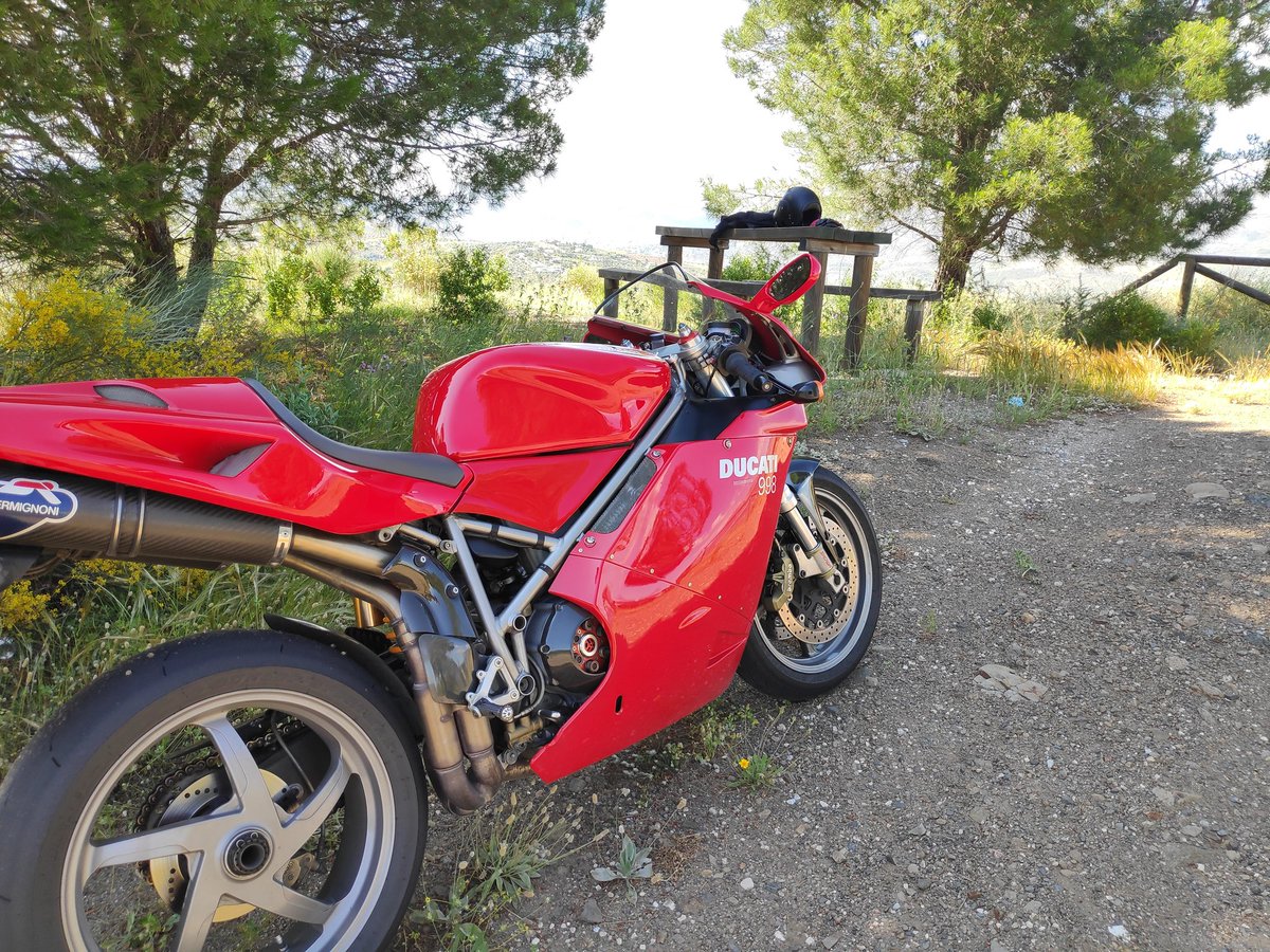moss996's tweet photo. #ducati #998 #tamburini #sbk #desmotime #desmo #desmopower #superbike #testastretta #ducatigram #ducatistagram #ducaticorse #ducatista #top_of_tamburini #ducatiphotogram #motorcycles #ducatis_of_tamburini #dunlop #termignoni #brembo #xlite #bmcairfilters #progrip #ohlins https://t.co/W4o5Kwwb2C