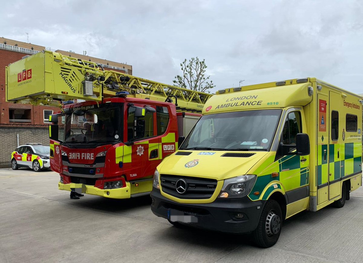 LFBSouthwark's tweet image. We still have crews working with the London Ambulance Service, 300 firefighters in fact!  Heres an interesting photo of mixed response vehicles including LFBs new 32m aerial appliance that&apos;s being used for training. #notjustfires #trainingforthefuture