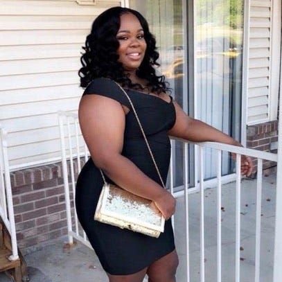 Midnight_Sweaty's tweet photo. Breonna Taylor would have turned 27 tomorrow. Jonathan Mattingly, Brett Hankison, and Myles Cosgrove are the officers responsible for her murder and need to be held accountable! No justice, no peace, prosecute police! #BreonnaTaylor #JusticeforBre #BlackLivesMatter https://t.co/jAmDVzMfiZ